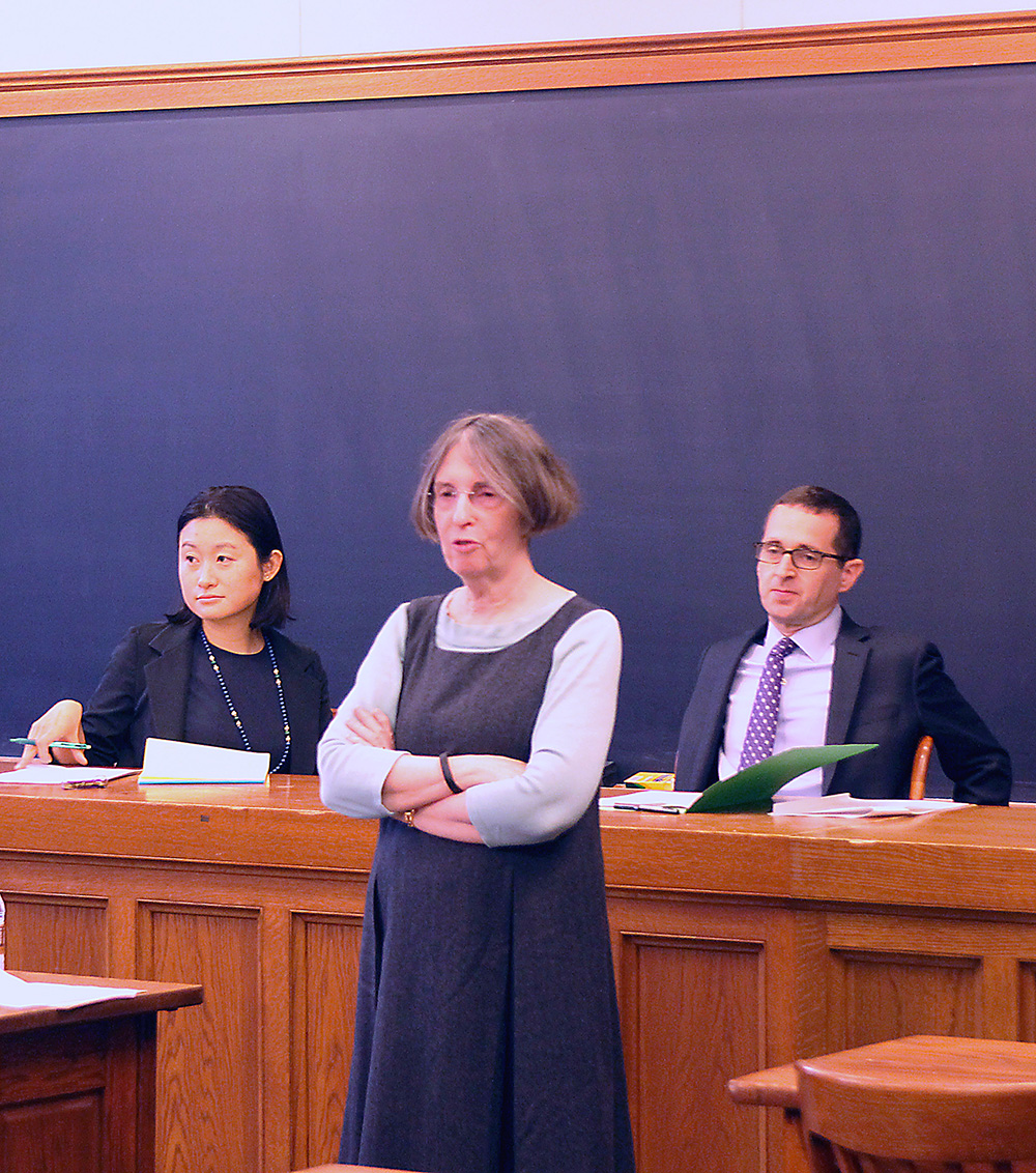 YLS Prof. and Center Dir. Roberta Romano &#039;80 (center) introducing Michael Held (right), while Center Exec. Dir. Nancy Liao &#039;05 (left) listens.